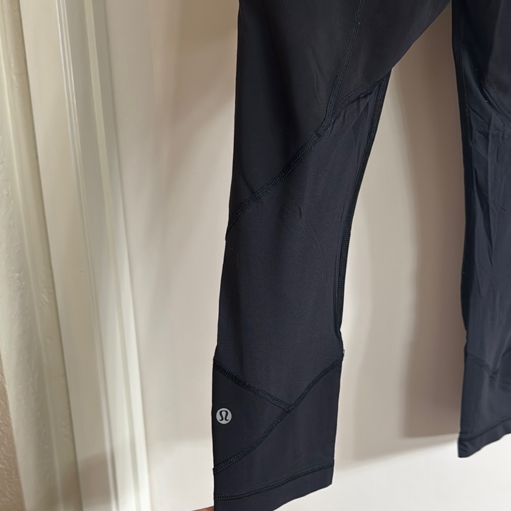 Lululemon mesh back Black Leggings